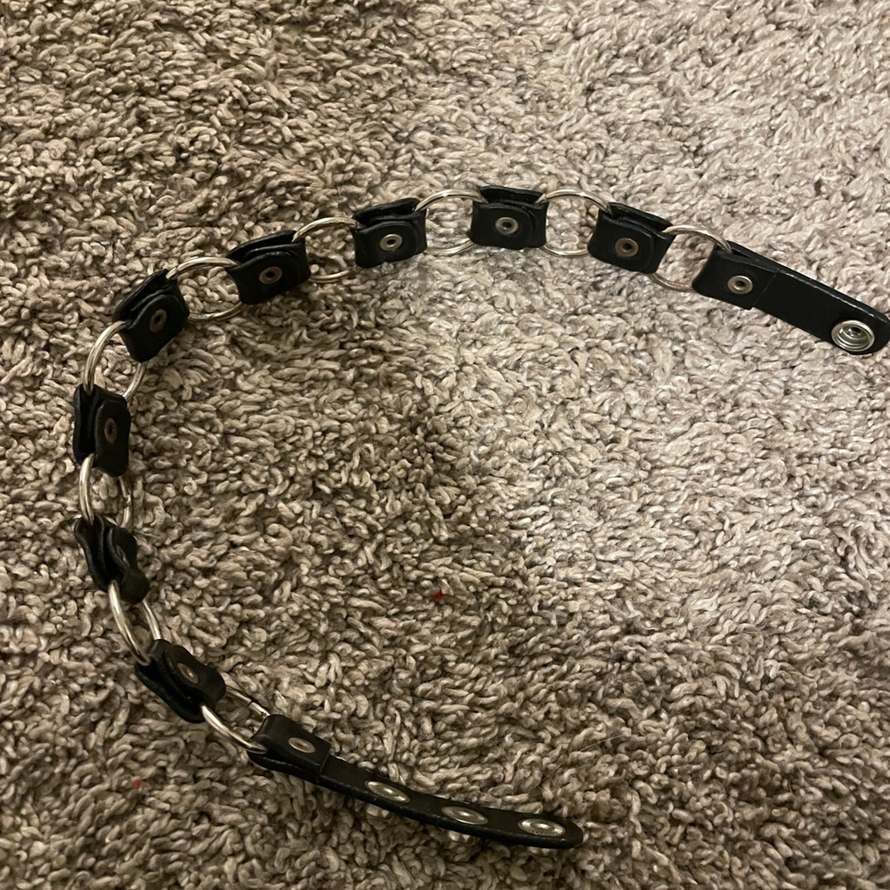 Goth ring stud choker